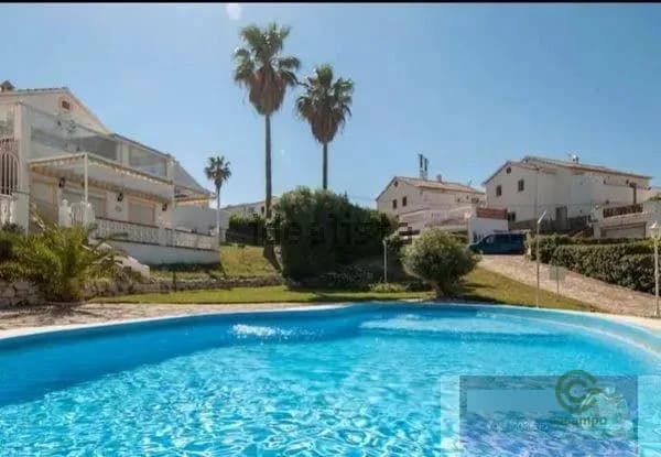 Casa de 0,02 ha en venta en Mijas, Málaga