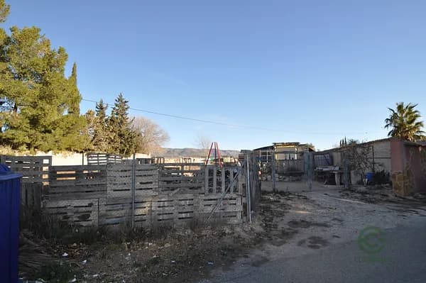 Finca rústica de 0,0591 ha en venta en Pinoso, Alicante