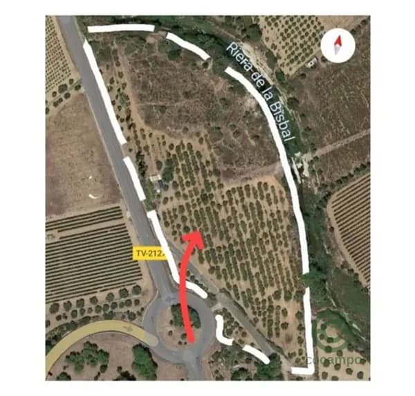 Finca agrícola de 3 ha en venta en Tarragona