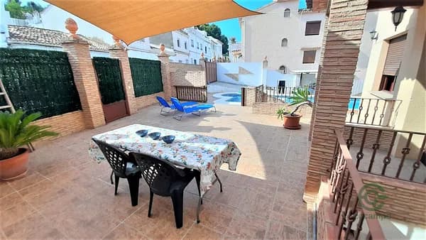 Casa de 0,03 ha en venta en Oliva, Valencia