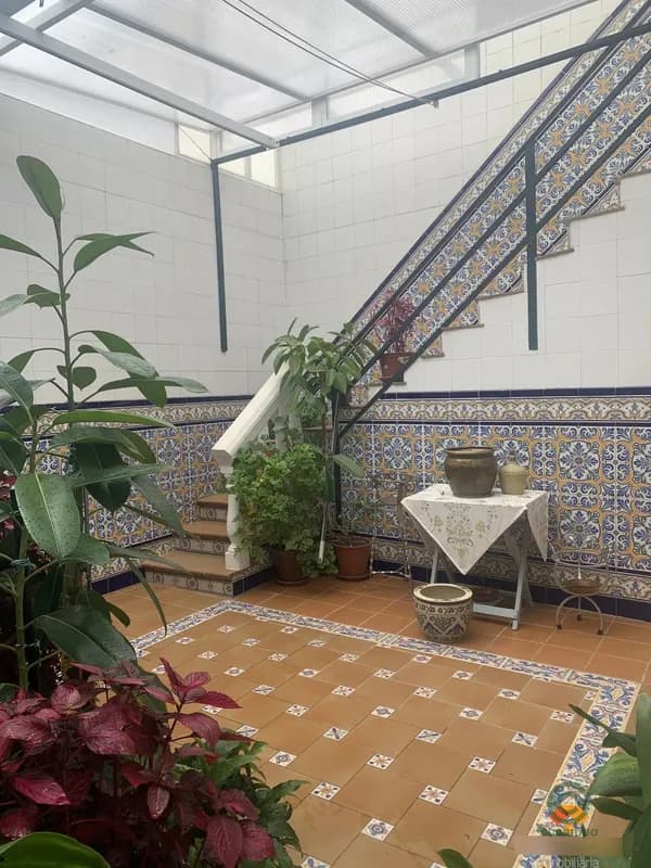 Casa de 0,0285 ha en venta en Almendralejo, Badajoz