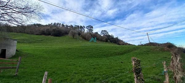 Finca rústica de 0,27 ha en venta en Voto, Cantabria
