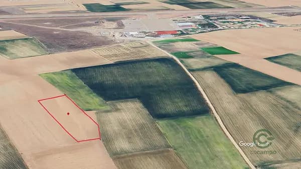 Finca agrícola de 1 ha en venta en Toledo