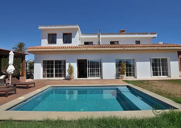 Casa de 0,1 ha per a venda a Màlaga