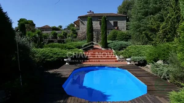 Casa de 4 ha para venda em Porto