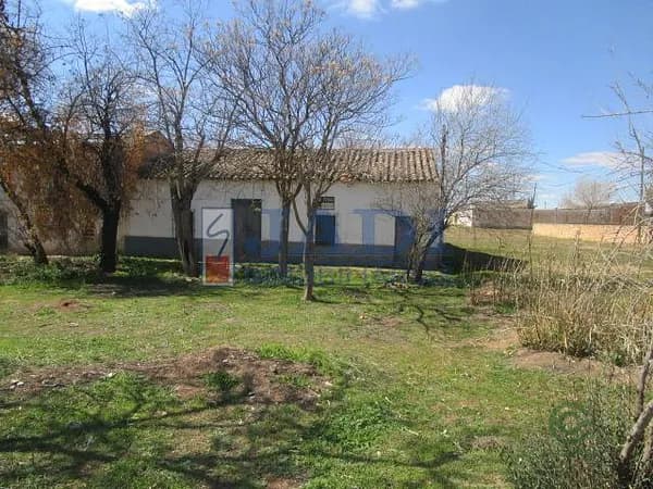 Finca rústica de 0,02 ha en venta en Valdepeñas, Ciudad real