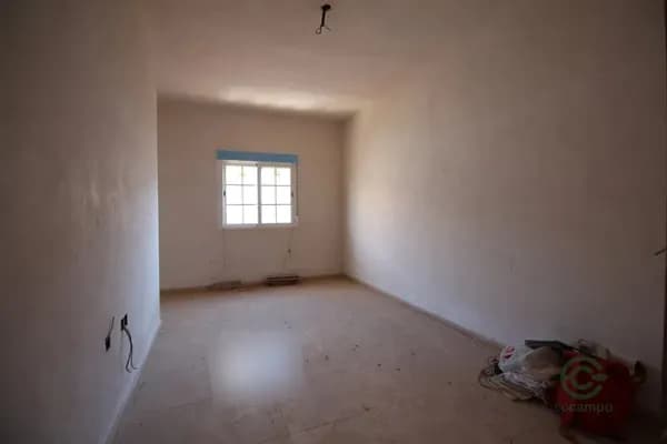 Casa de 0,0179 ha en venta en Mérida, Badajoz