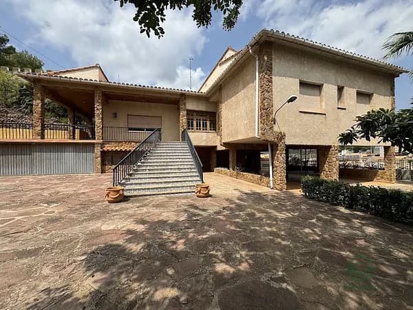 Casa de 0,18 ha en venta en Torres torres, Valencia