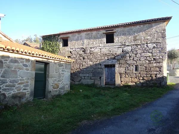 Finca rústica de 0,03 ha en venta en La coruña