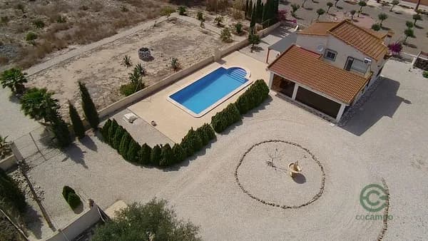 Rustic property of 0,84 ha for sale in Alicante