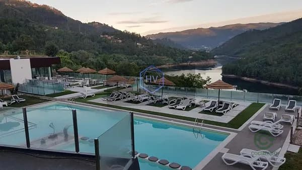 Finca de recreo de 5 ha en venta en Louredo, Braga