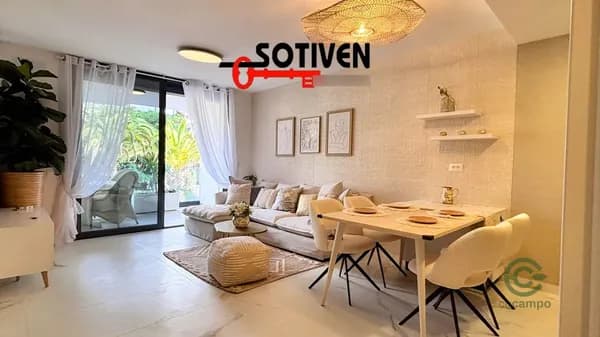 Casa de 0,0164 ha en venta en Guia de isora, Sta.cruz tener.