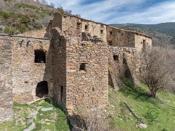 Finca rústica de 314 ha en venta en Toses, Girona