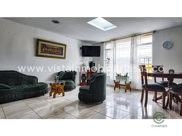 Casa de 0,011 ha en alquiler en Caldas