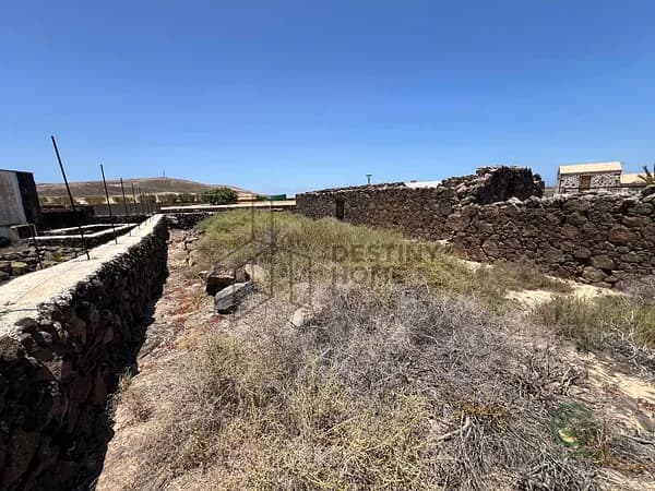 Terreno urbano de 0,19 ha en venta en Las palmas