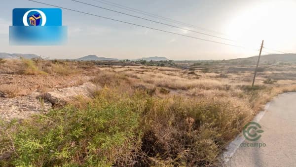 Terreno urbano de 1 ha en venta en Alicante, Alicante