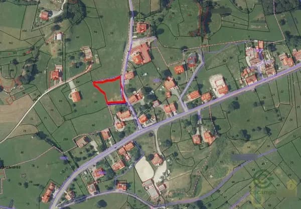 Terreno urbano de 0,168 ha en venta en Reocín, Cantabria