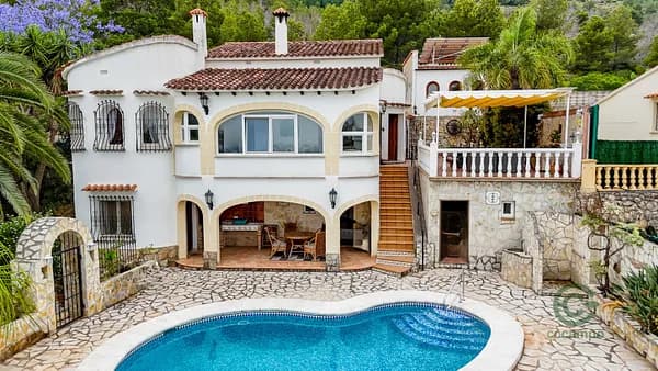 Finca rústica de 0,0772 ha en venta en Denia, Alicante