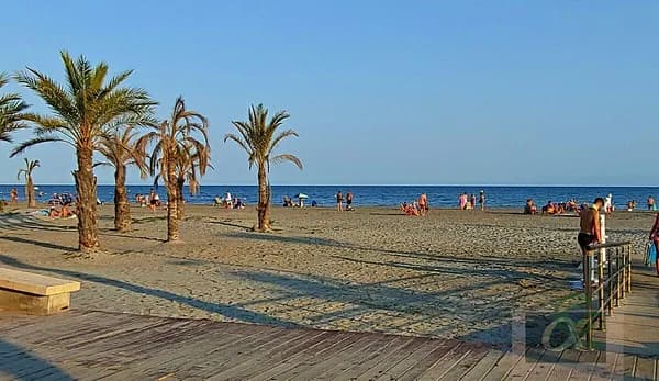 Terreno urbano de 0,25 ha en venta en Santa pola, Alicante