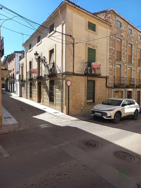 Casa de 0,0334 ha en venta en Villacarrillo, Jaen