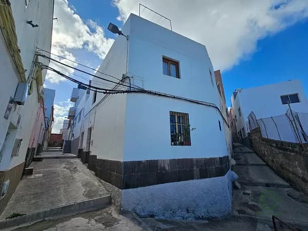 Casa de 0,0085 ha en venta en Palmas de gran canaria, las, Las palmas