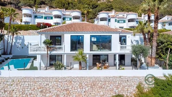 Casa de 0,0544 ha en venta en Mijas, Malaga