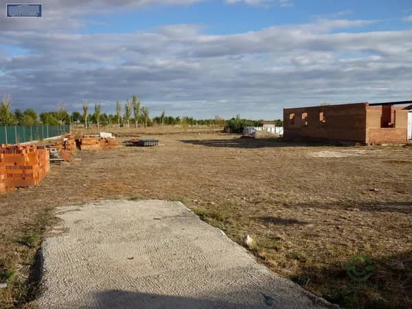 Finca rústica de 0,3109 ha en venta en Trijueque, Guadalajara