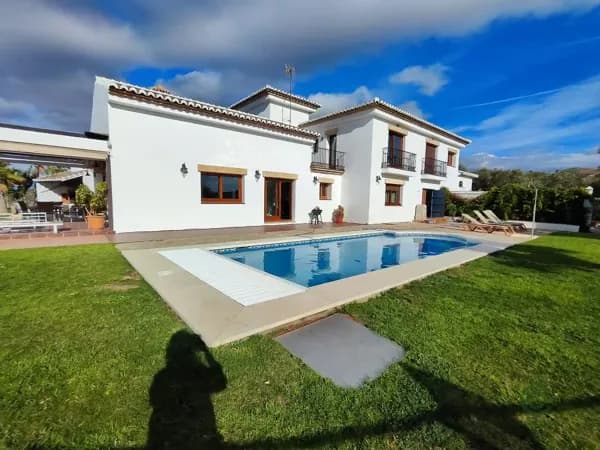 Finca rústica de 10 ha en venta en Málaga