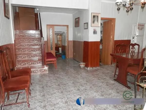 Casa de 0,0186 ha en venta en Caudete, Albacete