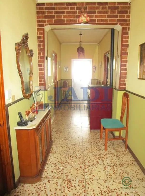 Casa de 0,0238 ha en venta en Valdepeñas, Ciudad real
