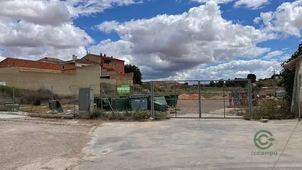 Finca agrícola de 1,2057 ha en venta en Fuentealbilla, Albacete