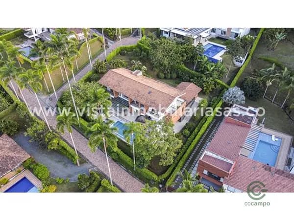 Casa de 0,1415 ha en venta en Caldas
