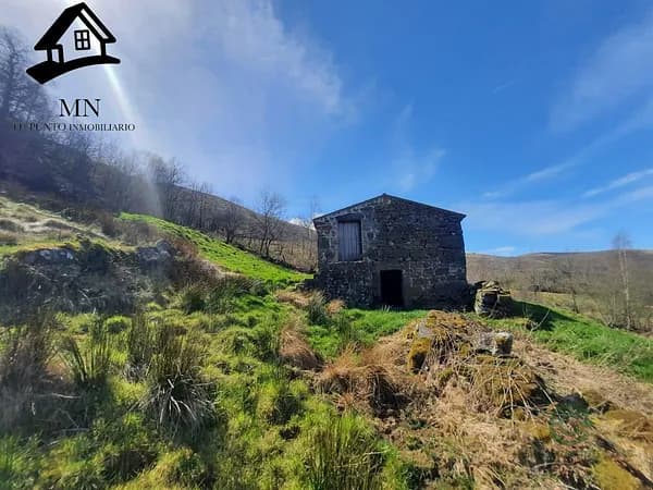 Finca rústica de 1,2333 ha en venta en San roque de riomera, Cantabria