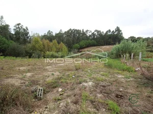 Finca agrícola de 0,39 ha en venta en Leiria, Leiria
