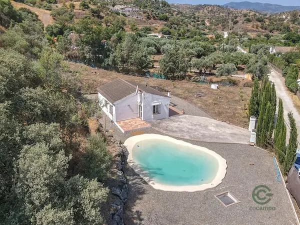 Casa de 0,4595 ha en venta en Málaga