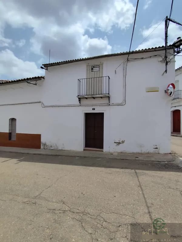 Casa de 0,0106 ha en venta en Malcocinado, Badajoz