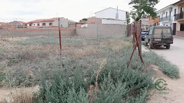 Finca rústica de 0,0442 ha en venta en Castellar de santiago, Ciudad real