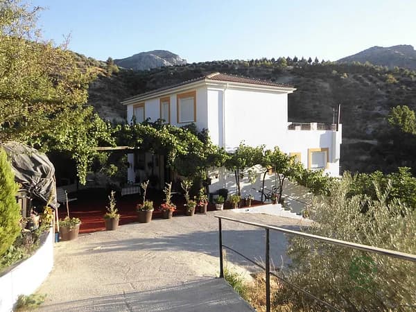 Finca rústica de 0,31 ha en venta en Quesada, Jaen