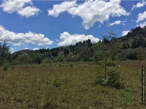 Finca rústica de 2,0735 ha en venta en Antioquia