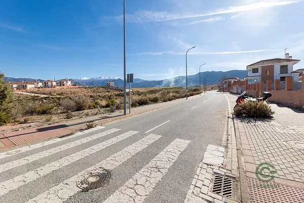 Terreno urbano de 0,051 ha en venta en Otura, Granada