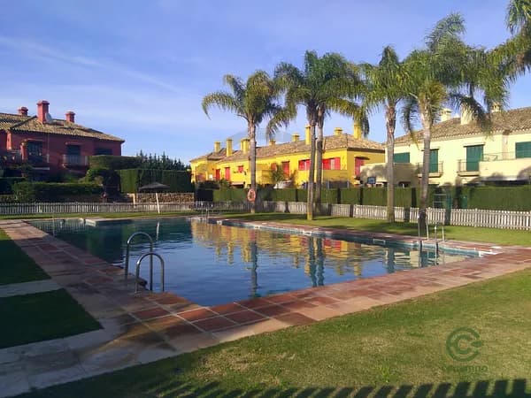 Casa de 0,018 ha en venta en Sotogrande, Cadiz