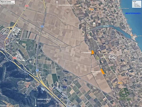 Finca agrícola de 2 ha en venta en Valencia