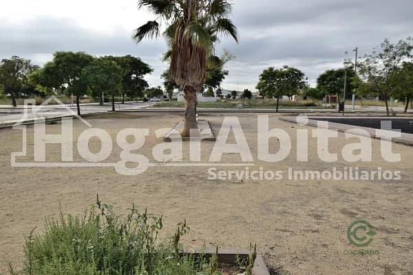 Terreno urbano de 0,0598 ha en venta en Silla, Valencia