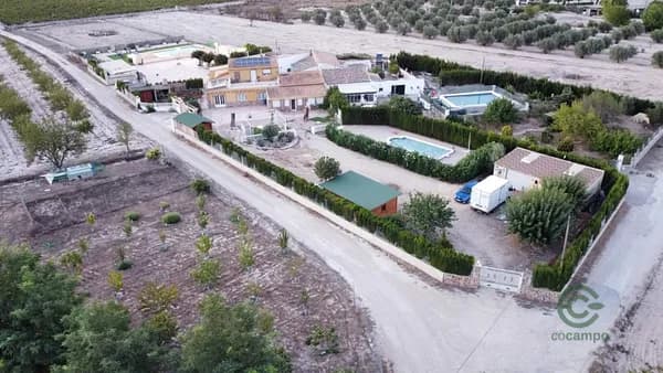 Finca rústica de 0,72 ha en venta en Alicante