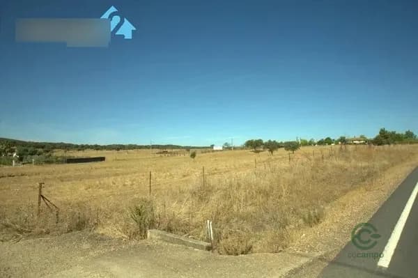 Finca rústica de 1,5273 ha en venta en Alburquerque, Badajoz