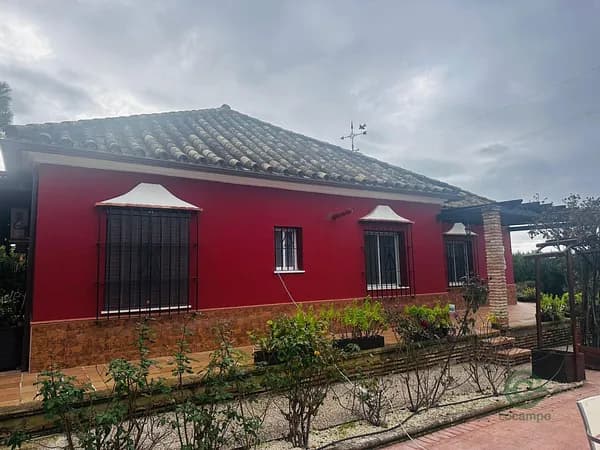 Casa de 0,3373 ha en venta en Carlota (la), Cordoba