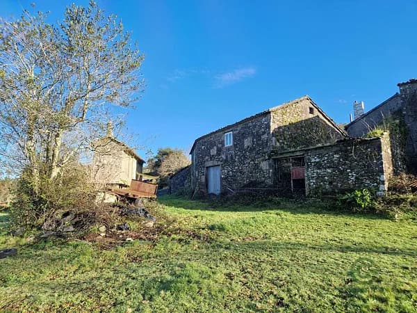 Finca rústica de 0,6581 ha en venta en La coruña