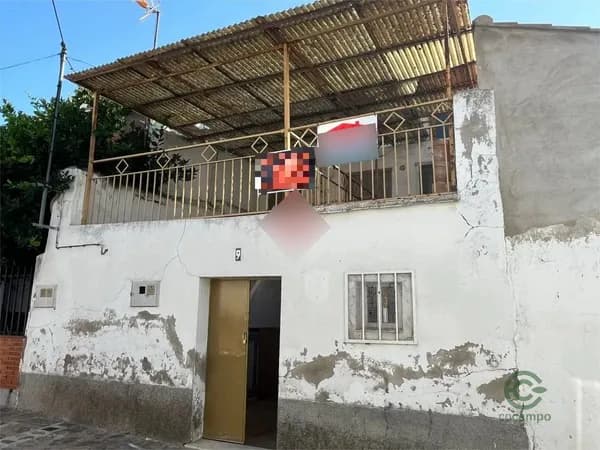 Casa de 0,0112 ha en venta en Herguijuela, Caceres