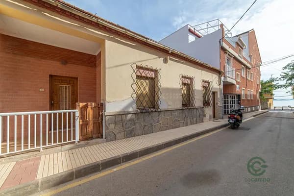 Casa de 0,0192 ha en venta en Los alcázares, Murcia