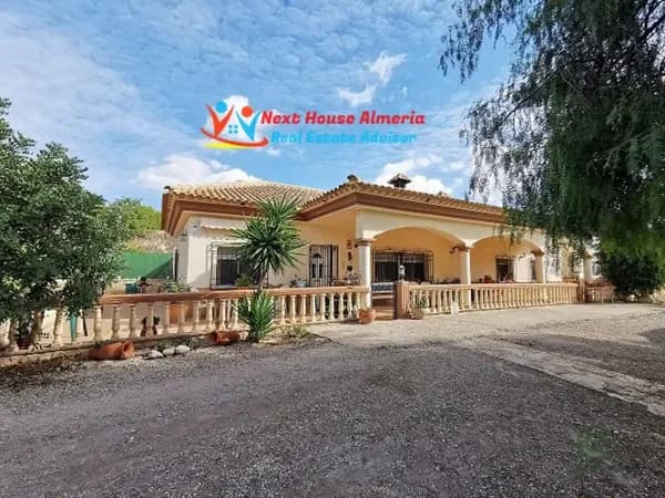 Finca rústica de 1 ha en venta en Los gallardos, Almeria
